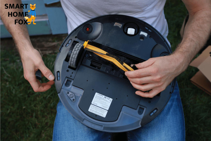 Ecovacs Deebot OZMO 950 main brush